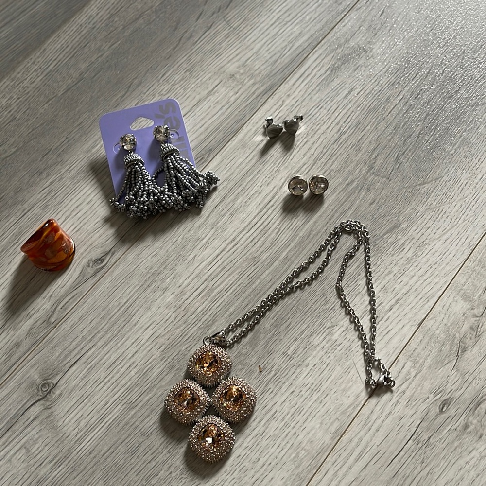 Jewelry lot